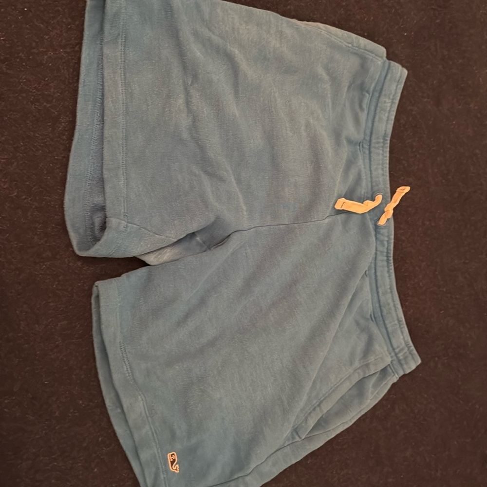 Vineyard Vines